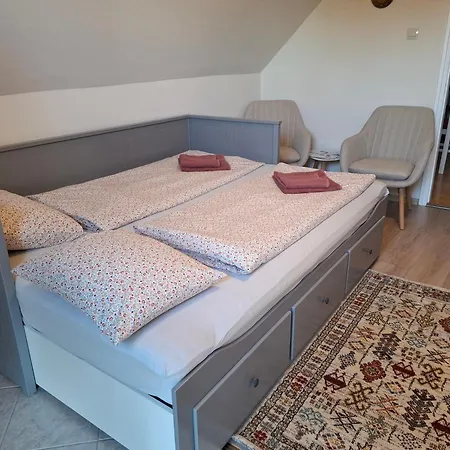 Apartment Kemences Udvarhaz *