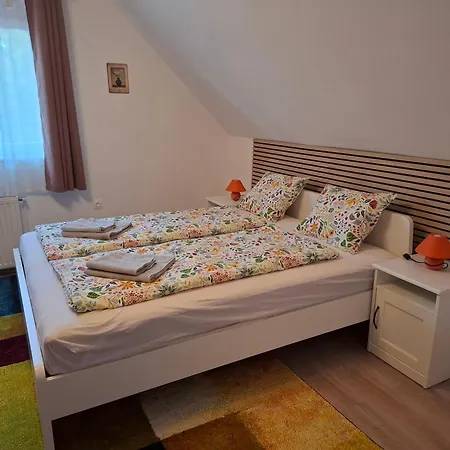 Kemencés Udvarház Apartamento *